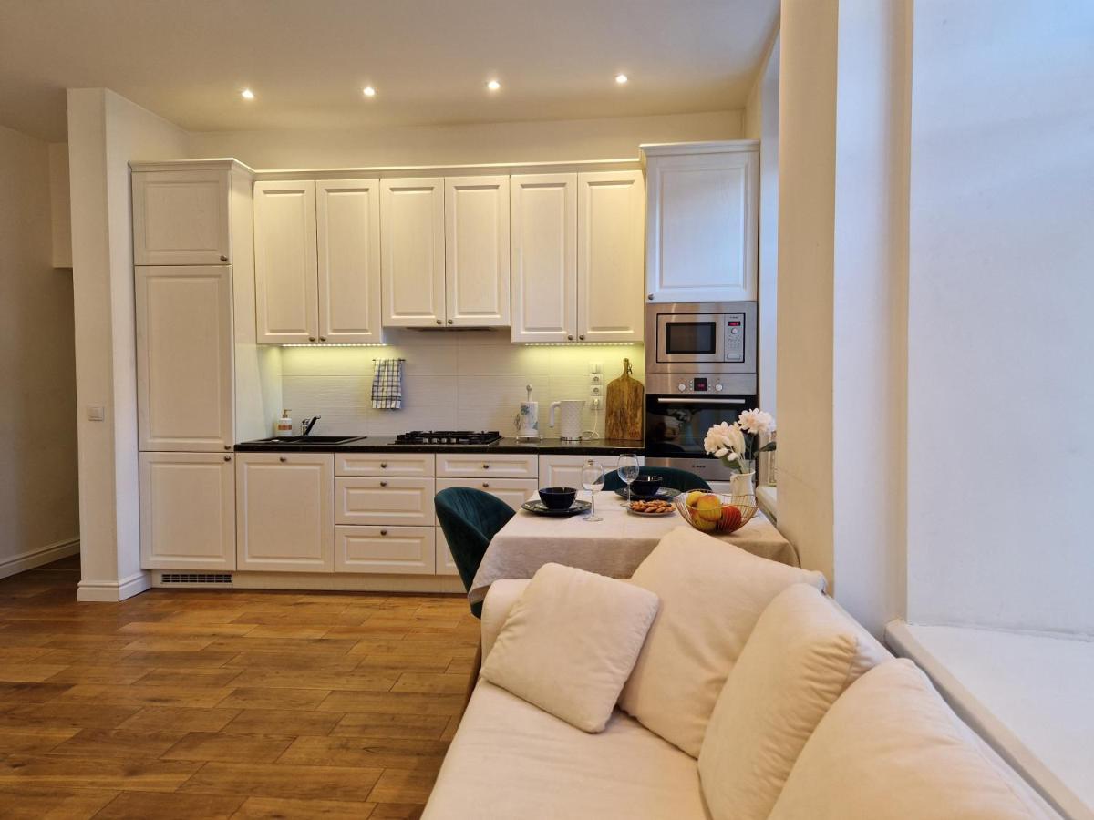 Lovely Apartment In Tallinn Old Town Экстерьер фото