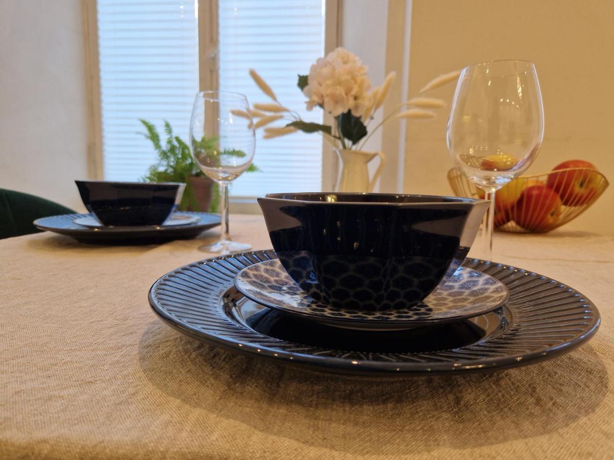 Lovely Apartment In Tallinn Old Town Экстерьер фото